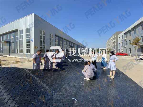 輸變電施工重型防滑鋪路墊板廠(chǎng)家 臨時(shí)道路快速搭建板材